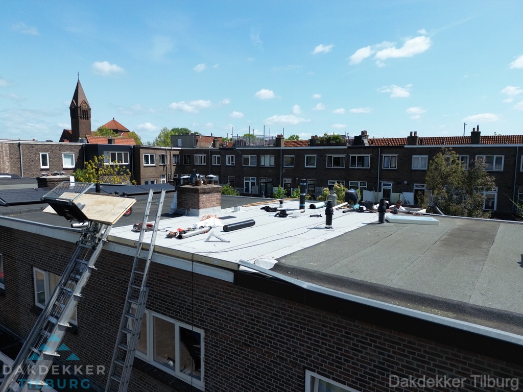Dakdekker Tilburg Dakdekker Tilburg